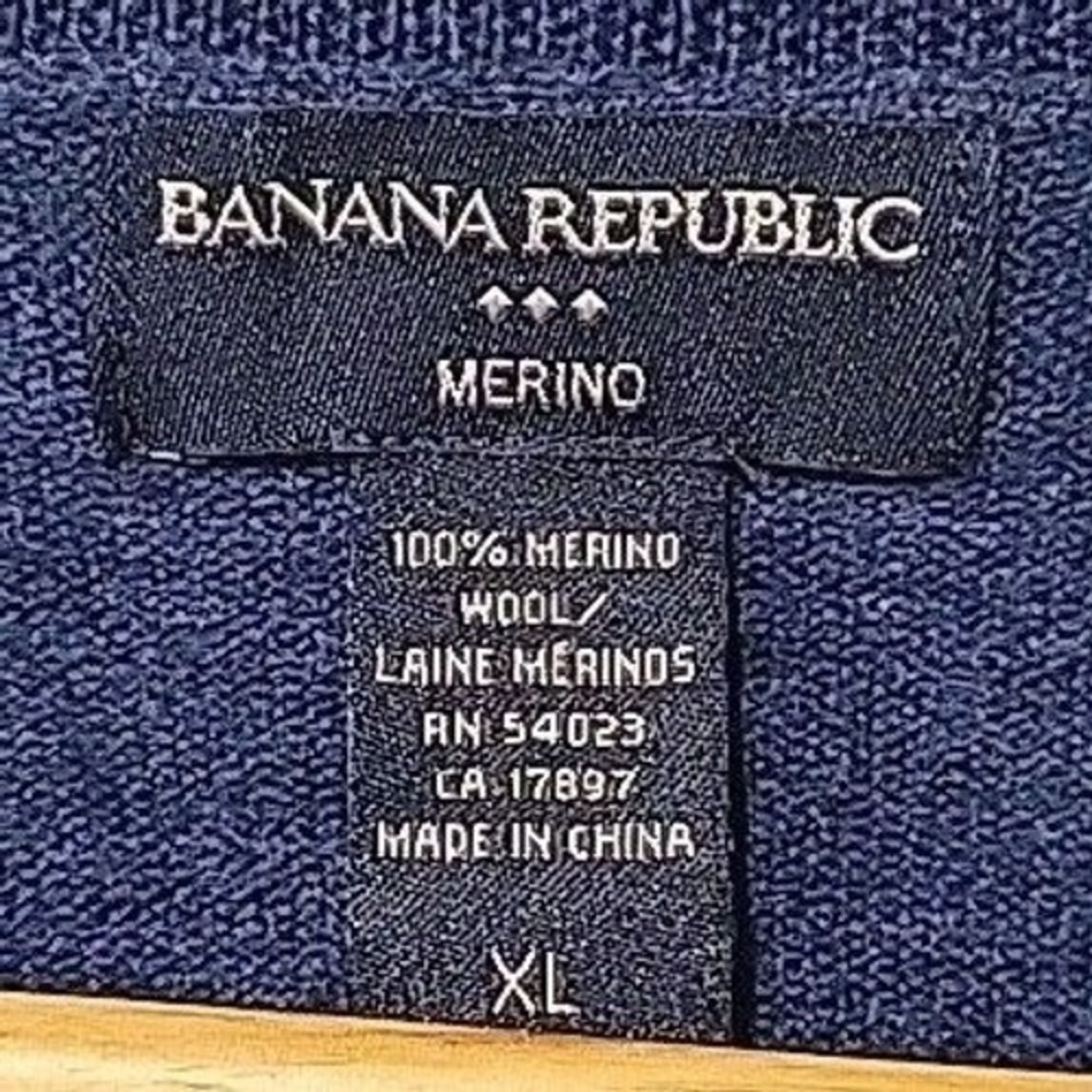 Banana Republic Sweater Mens XL Blue Purple Argyle Merino Wool Long Sleeve VNeck - Picture 3 of 5